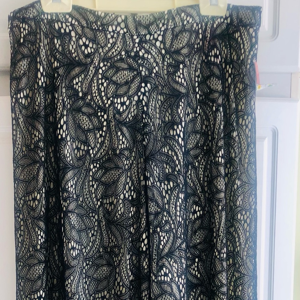 V Cristina Dressy Wide leg black lace pants Size 14. BNWT